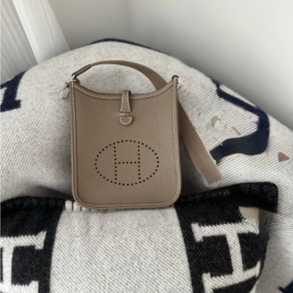 Taupe  Hermes look a like - Picture 1 of 8